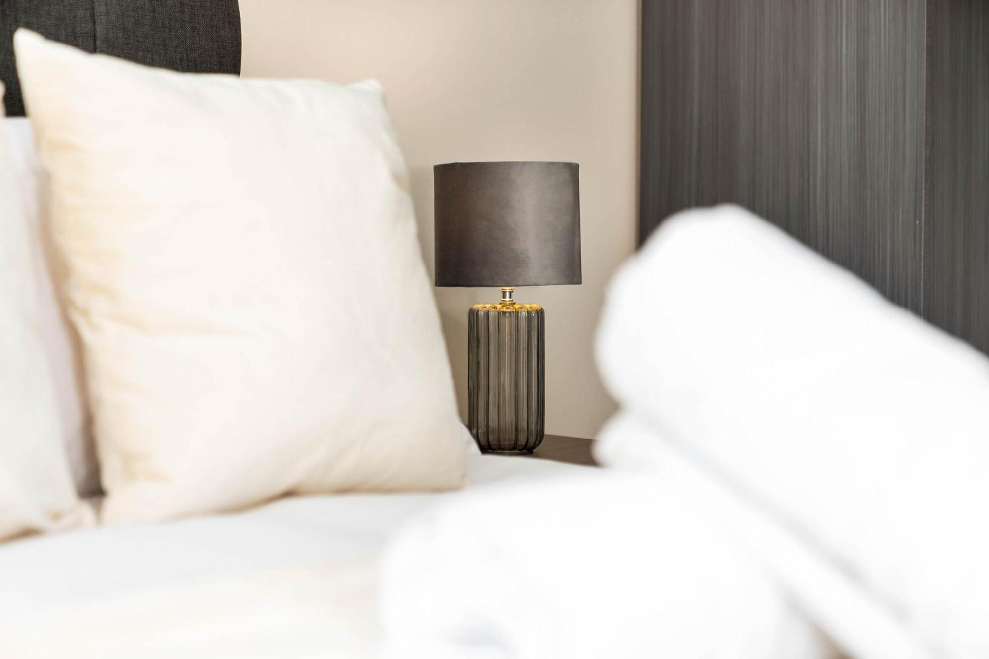 Brand New Luxury Apartment - 2 Bedroom - City Centre - Jq - Wifi - Netflix - 10Ah Birmingham Bagian luar foto