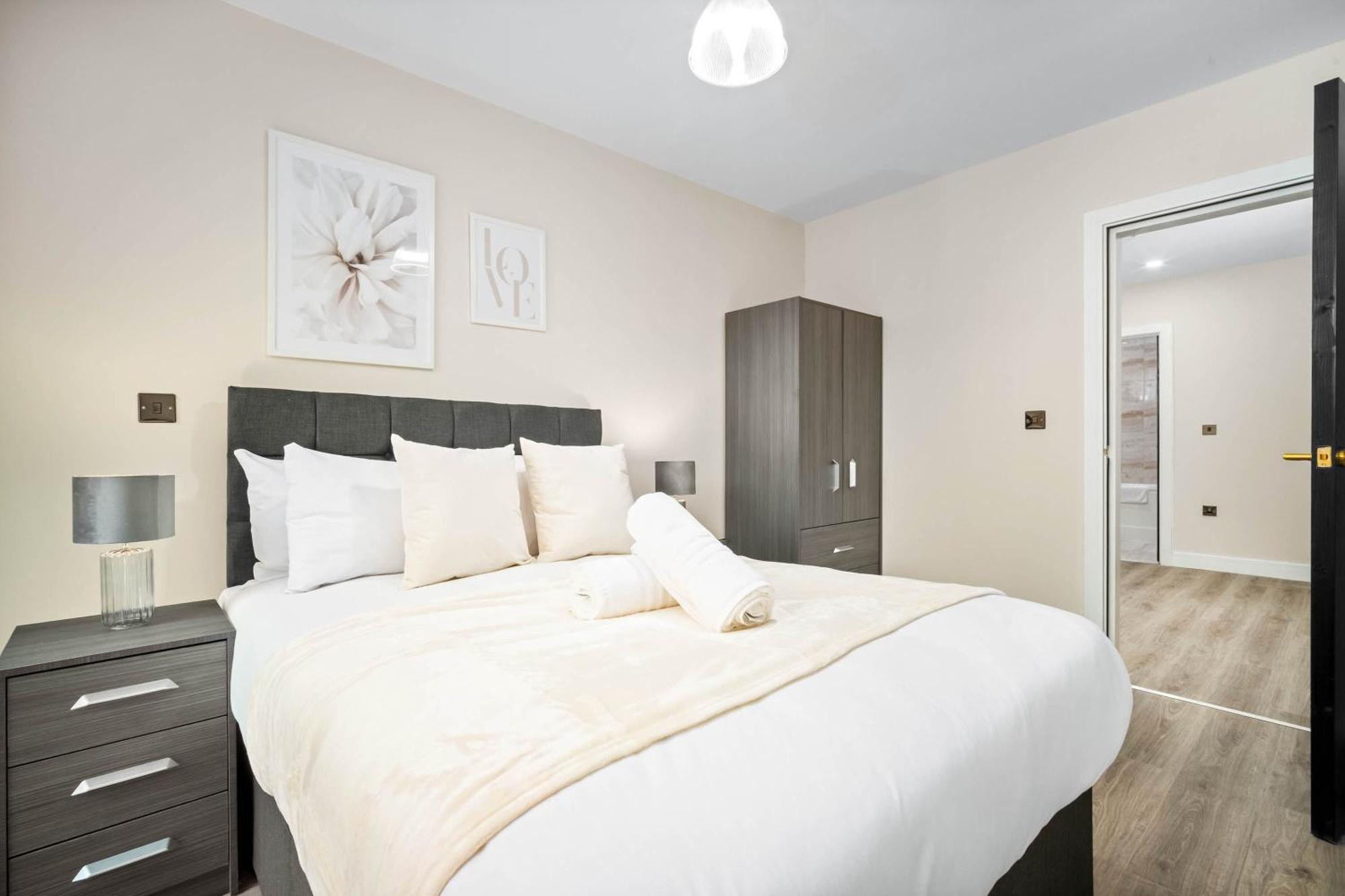 Brand New Luxury Apartment - 2 Bedroom - City Centre - Jq - Wifi - Netflix - 10Ah Birmingham Bagian luar foto