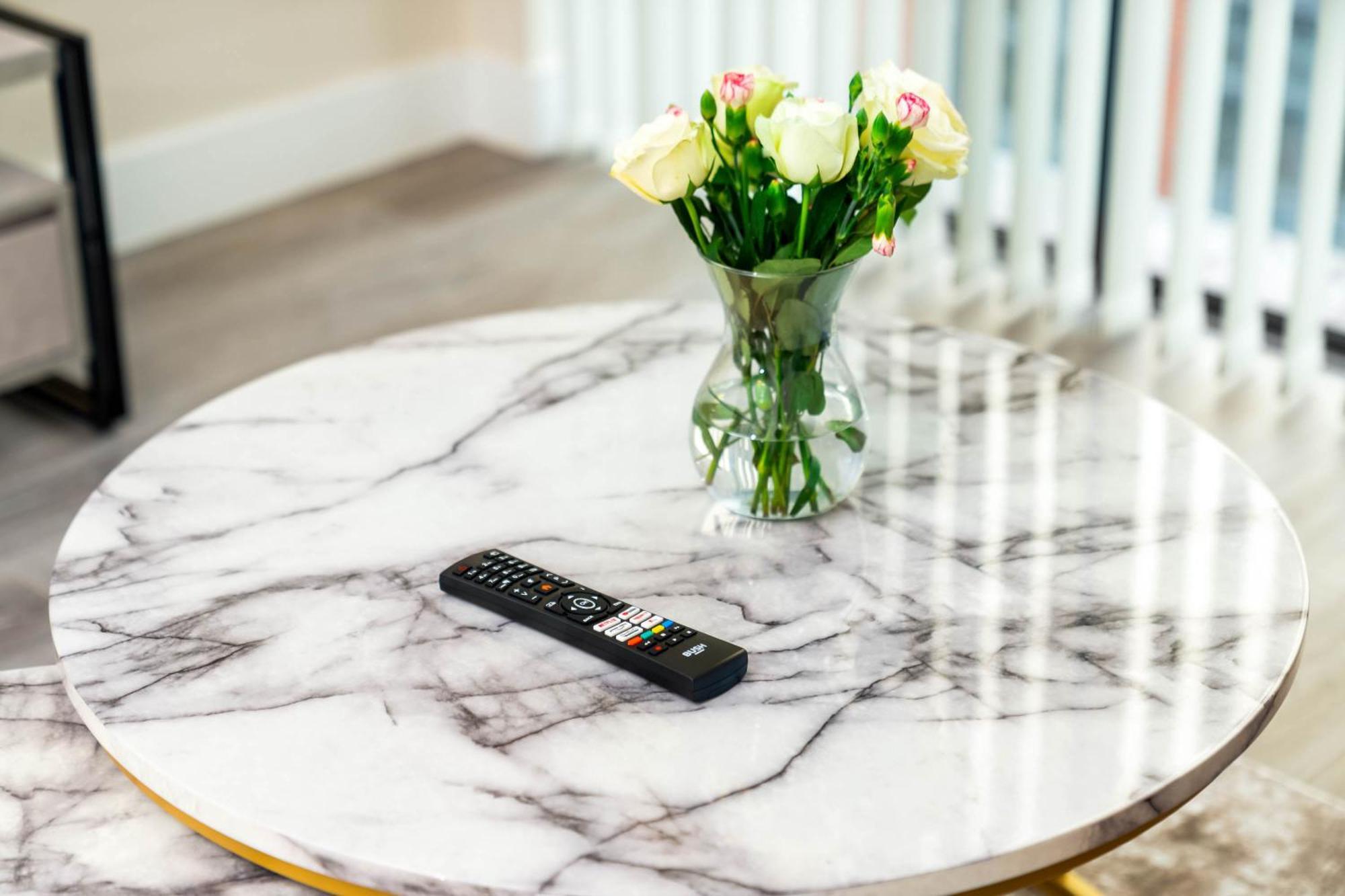 Brand New Luxury Apartment - 2 Bedroom - City Centre - Jq - Wifi - Netflix - 10Ah Birmingham Bagian luar foto